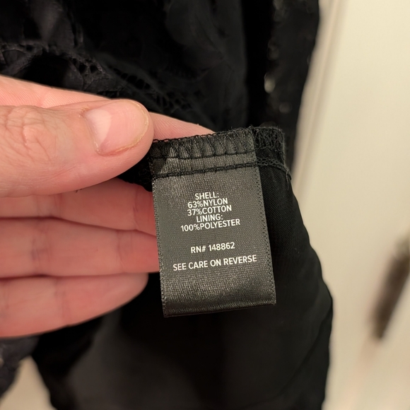 Torrid size 1 NWT Peplum Bell sleeve lace top - Picture 6 of 8